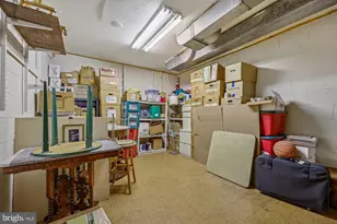 647 Azalea Dr, Rockville, MD 20850 - Photo 24