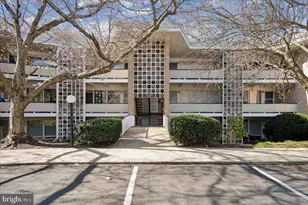 7529 Spring Lake Dr, Bethesda, MD 20817 - Photo 1