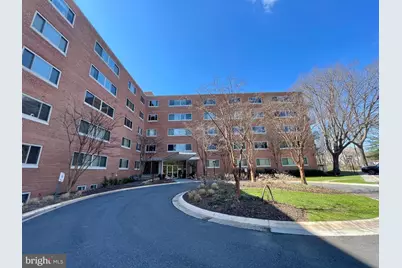 5100 Dorset Avenue #314, Chevy Chase, MD 20815 - Photo 1