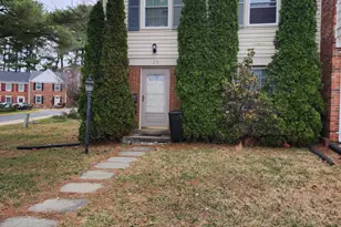 29 Fenceline Dr, Gaithersburg, MD 20878 - Photo 1