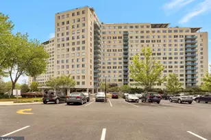 10500 Rockville Pike, Rockville, MD 20852 - Photo 1
