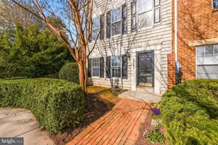 9702 Washingtonian Blvd, Gaithersburg, MD 20878 - Photo 1