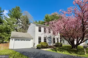 13825 Ranch Pl, North Potomac, MD 20878 - Photo 1