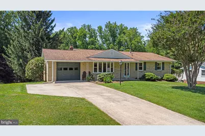 9008 Edgewood Drive, Gaithersburg, MD 20877 - Photo 1