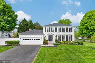 12637 Falconbridge Dr, North Potomac, MD 20878 - Photo 1