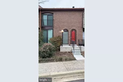 8070 Inverness Ridge Road, Potomac, MD 20854 - Photo 1
