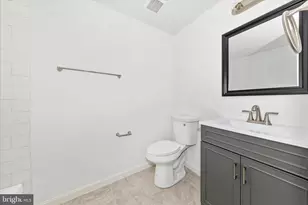 13303 Country Ridge Dr, Germantown, MD 20874 - Photo 32