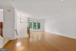 10504 Pine Haven Terrace, North Bethesda, MD 20852 - Photo 4