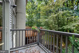 10504 Pine Haven Terrace, North Bethesda, MD 20852 - Photo 12
