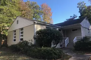 5626 Knollwood Rd, Bethesda, MD 20816 - Photo 1