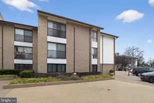 20 Monroe St, Rockville, MD 20850 - Photo 1