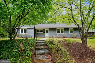 7014 Braeburn Pl, Bethesda, MD 20817 - Photo 1