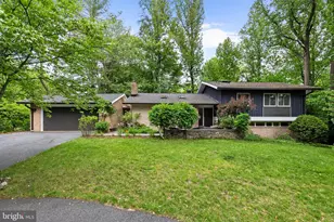 8034 Park Overlook Dr, Bethesda, MD 20817 - Photo 1