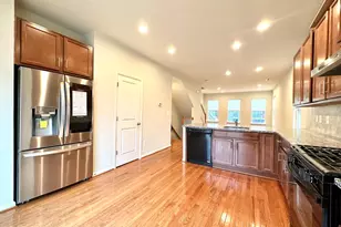 127 Decoverly Dr, Gaithersburg, MD 20878 - Photo 1