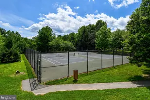 301 Palmspring Dr, Gaithersburg, MD 20878 - Photo 36