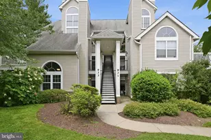 933 Hillside Lake Terrace, Gaithersburg, MD 20878 - Photo 1