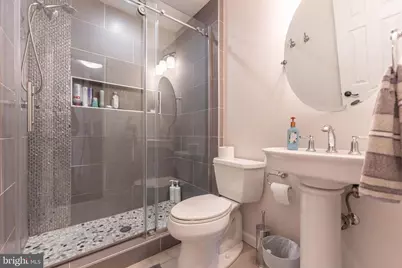 5917 Empire Way, North Bethesda, MD 20852 - Photo 32