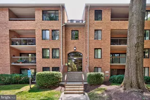 5809 Edson Ln, North Bethesda, MD 20852 - Photo 1