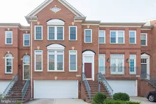 13559 Flowerfield, Potomac, MD 20854 - Photo 1