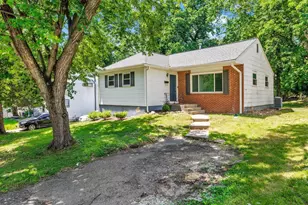 1206 Crisfield Dr, Oxon Hill, MD 20745 - Photo 1