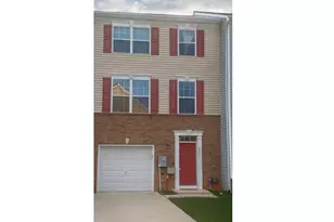 4905 Devitt Pl, Oxon Hill, MD 20745 - Photo 1