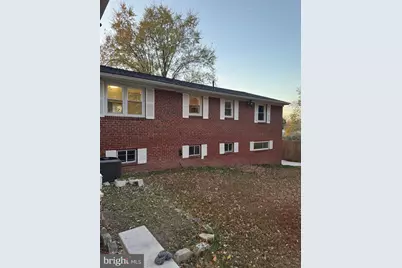 9202 Pinehurst Drive, Fort Washington, MD 20744 - Photo 2