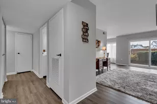 6916 Hanover Pkwy, Greenbelt, MD 20770 - Photo 2