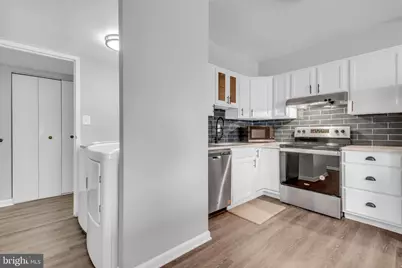 6916 Hanover Parkway #100, Greenbelt, MD 20770 - Photo 14