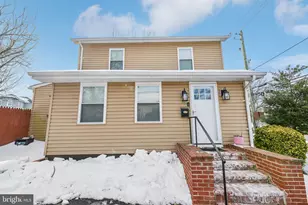 6003 Seat Pleasant Dr, Capitol Heights, MD 20743 - Photo 1