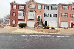 4805 Cowslip Ct, Oxon Hill, MD 20745 - Photo 1