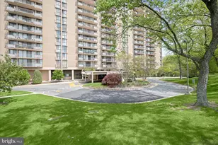 6100 Westchester Park Dr, College Park, MD 20740 - Photo 1