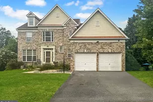 3213 Valley Forest Dr, Upper Marlboro, MD 20772 - Photo 1
