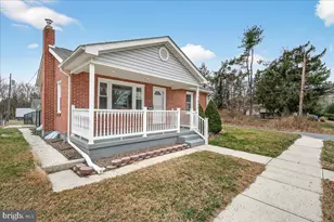 1032 Rose Hill Ave, Hagerstown, MD 21740 - Photo 1