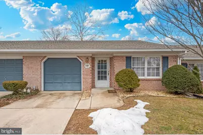 931 W Irvin Avenue, Hagerstown, MD 21742 - Photo 1
