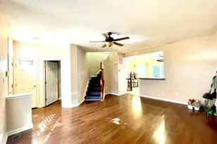 17655 Gettysburg Way, Hagerstown, MD 21740 - Photo 2
