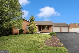 235 Montclair Ct, Hagerstown, MD 21742 - Photo 1