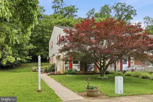 219 Queen Annes Ct, Hagerstown, MD 21740 - Photo 1