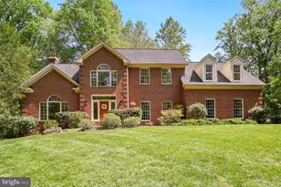 5722 Greenview Ln, Warrenton, VA 20187 - Photo 1