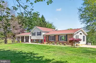 10037 Cobbler View Dr, Delaplane, VA 20144 - Photo 1