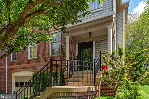 146 Mosby Cir, Warrenton, VA 20186 - Photo 1