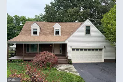 7033 Westmoreland Drive, Warrenton, VA 20187 - Photo 1