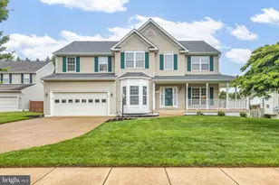 242 Fox Chase St, Warrenton, VA 20186 - Photo 1