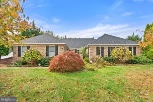 212 Fairfield Dr, Winchester, VA 22602 - Photo 1