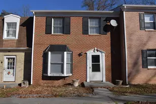 143 Buckingham Dr, Stephens City, VA 22655 - Photo 1