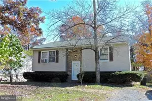 158 Country Park Dr, Winchester, VA 22602 - Photo 1