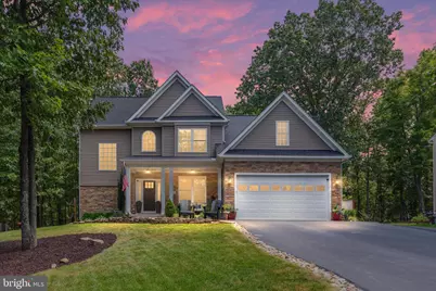 805 S Lakeview Drive, Cross Junction, VA 22625 - Photo 1