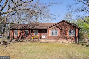 106 Greenwood Ct, Cross Junction, VA 22625 - Photo 1