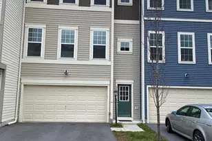 112 Splendor Gdn Wy, Stephenson, VA 22656 - Photo 1
