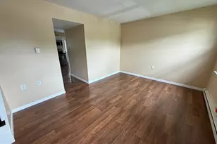 1050 Filbert St, Stephens City, VA 22655 - Photo 2