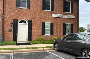 10511 Braddock Rd, Fairfax, VA 22032 - Photo 1